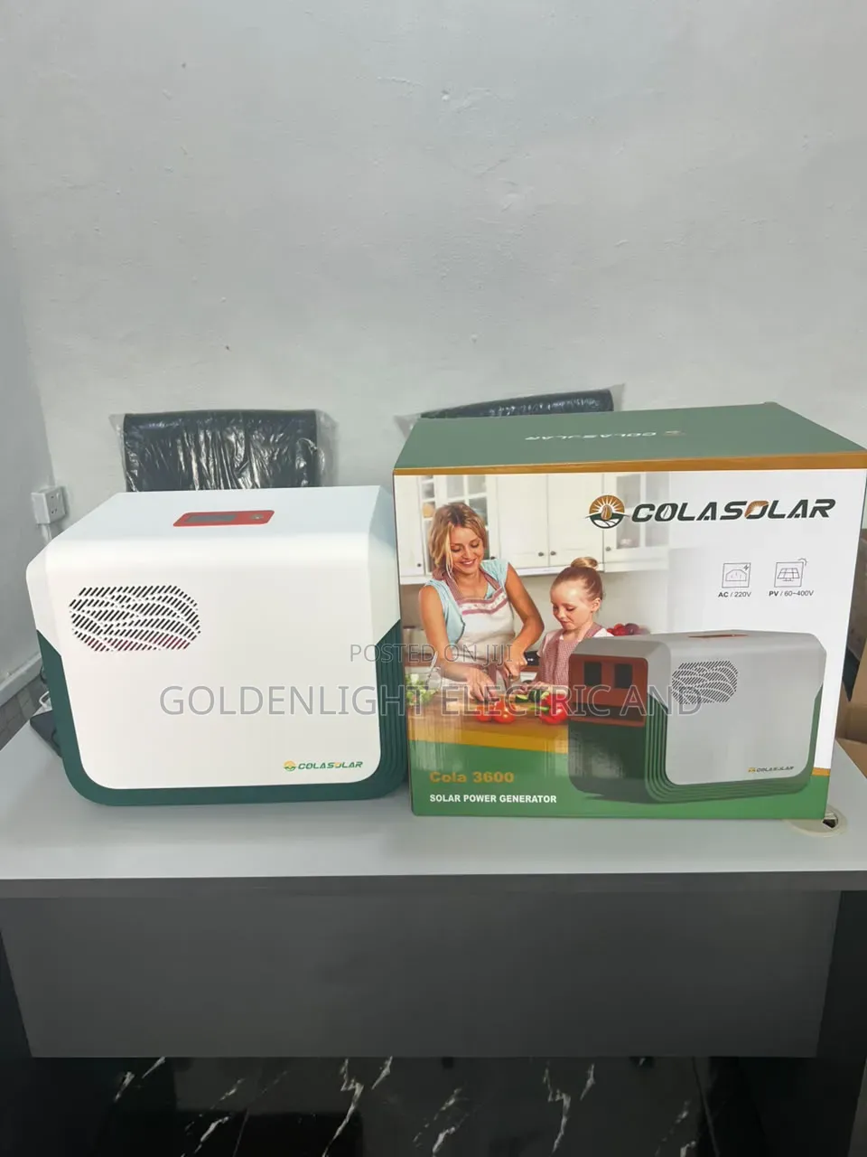 Colasolar Cola3600 Solar Generator.