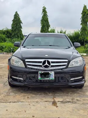 Mercedes-Benz C300 Luxury Sedan AWD (3.0L 6cyl 7A) 2009 Black