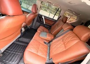 Toyota Land Cruiser Prado 2016 Black