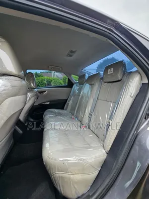 Toyota Avalon XLE FWDSedan (3.6L 6cyl 6A) 2016 Gray