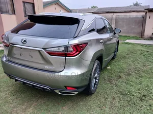 Lexus RX 350 F SPORT Handling AWD 2022 Gold