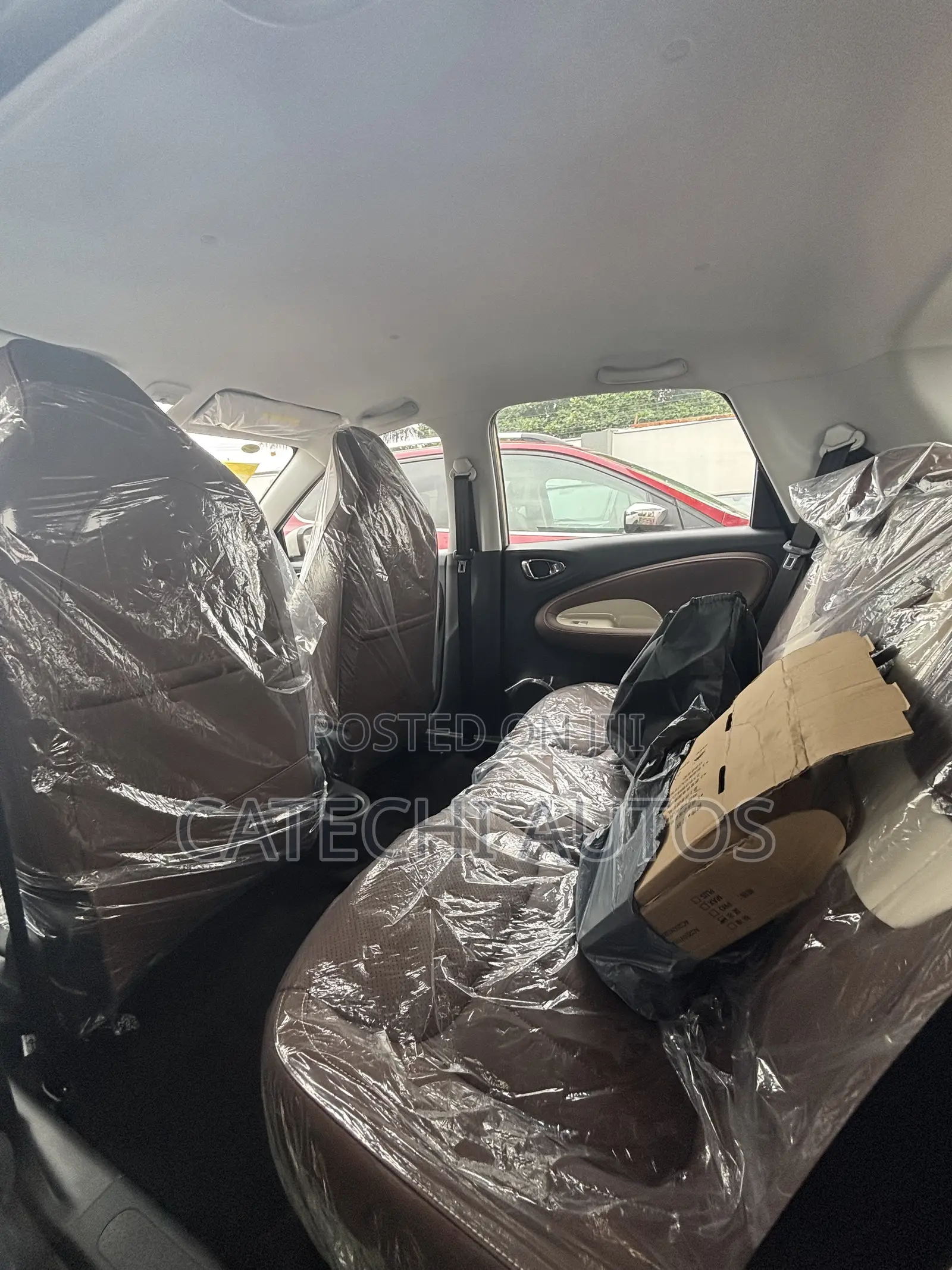 New Wuling Hongguang Mini EV 2024 Ivory