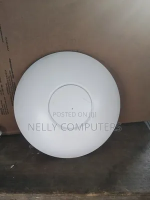 Ubiquiti UniFi Access Point UAP-AC-PRO
