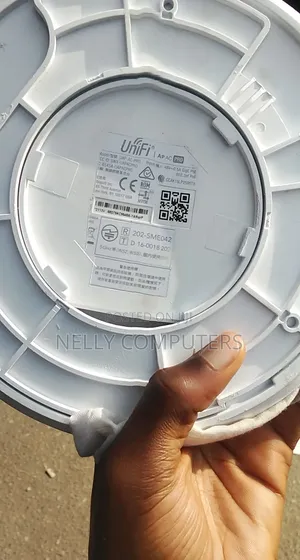 Ubiquiti UniFi Access Point UAP-AC-PRO