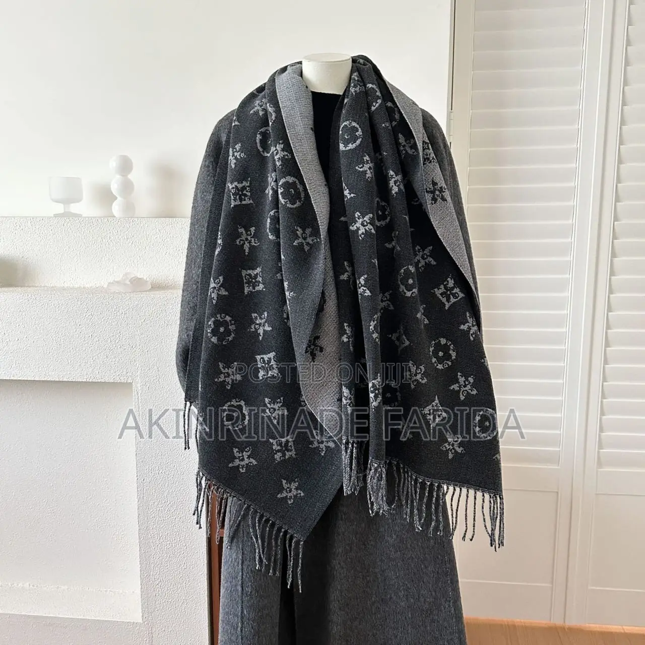 Thick Shawl