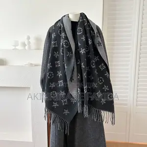 Thick Shawl