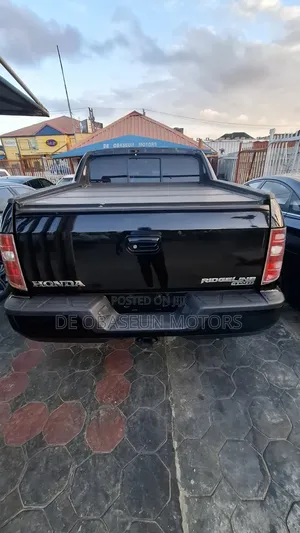 Honda Ridgeline 2011 Black