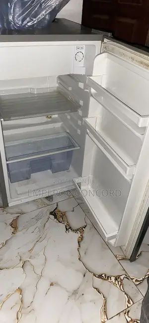 Hisense Fridge 100L