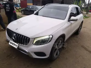 Mercedes-Benz GLC-Class 2016 White