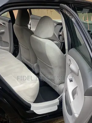 Toyota Corolla LE 4dr Sedan (1.8L 4cyl 4A) 2010 Black