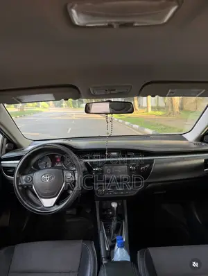Toyota Corolla 2016 Black