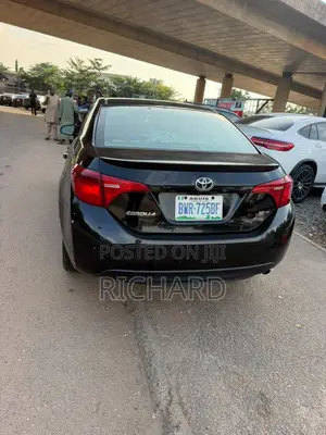 Toyota Corolla 2016 Black