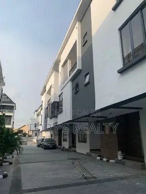 3bdrm Duplex in Lekki Phase 2 for rent