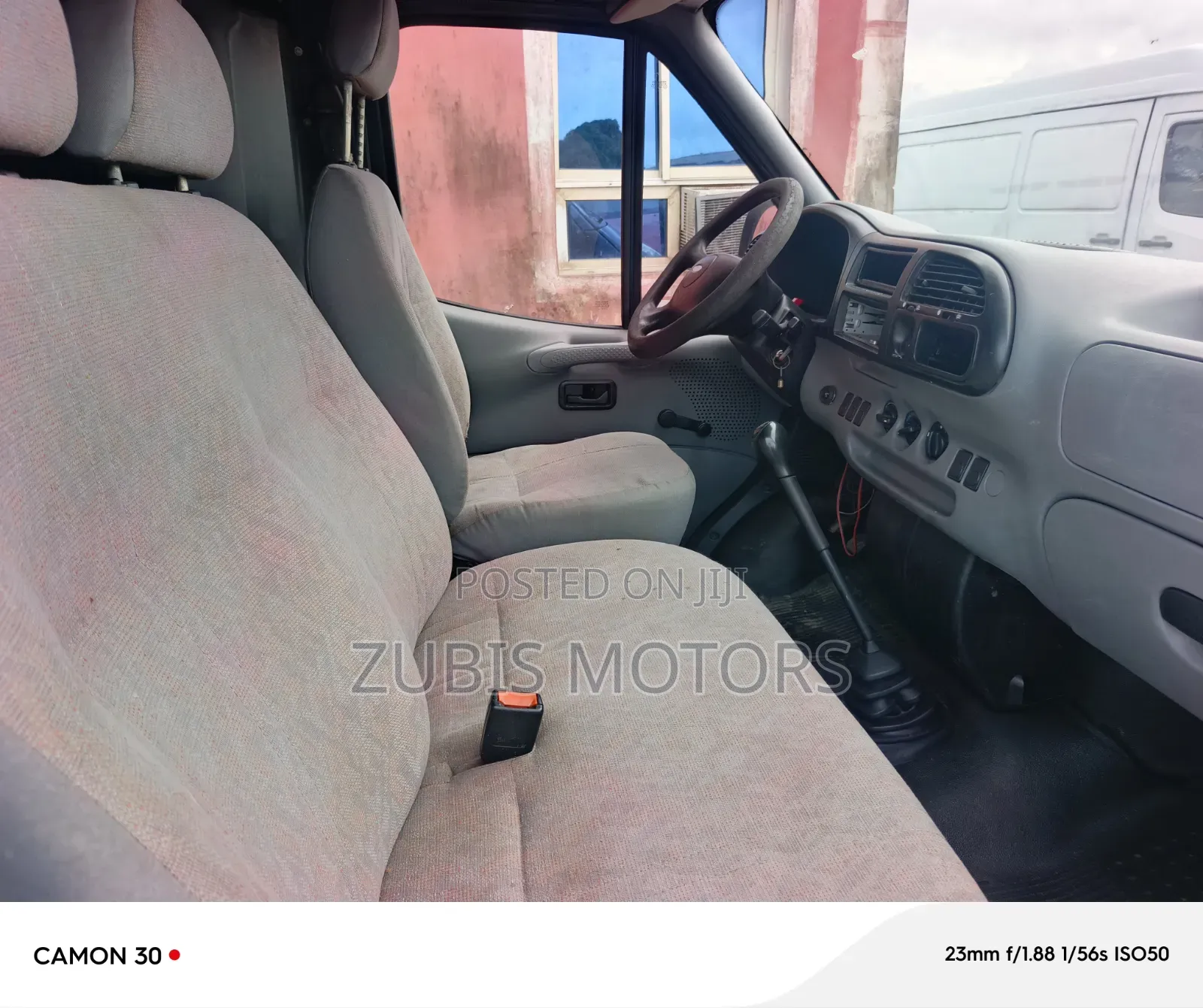 Ford Transit 2000 Blue