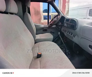 Ford Transit 2000 Blue