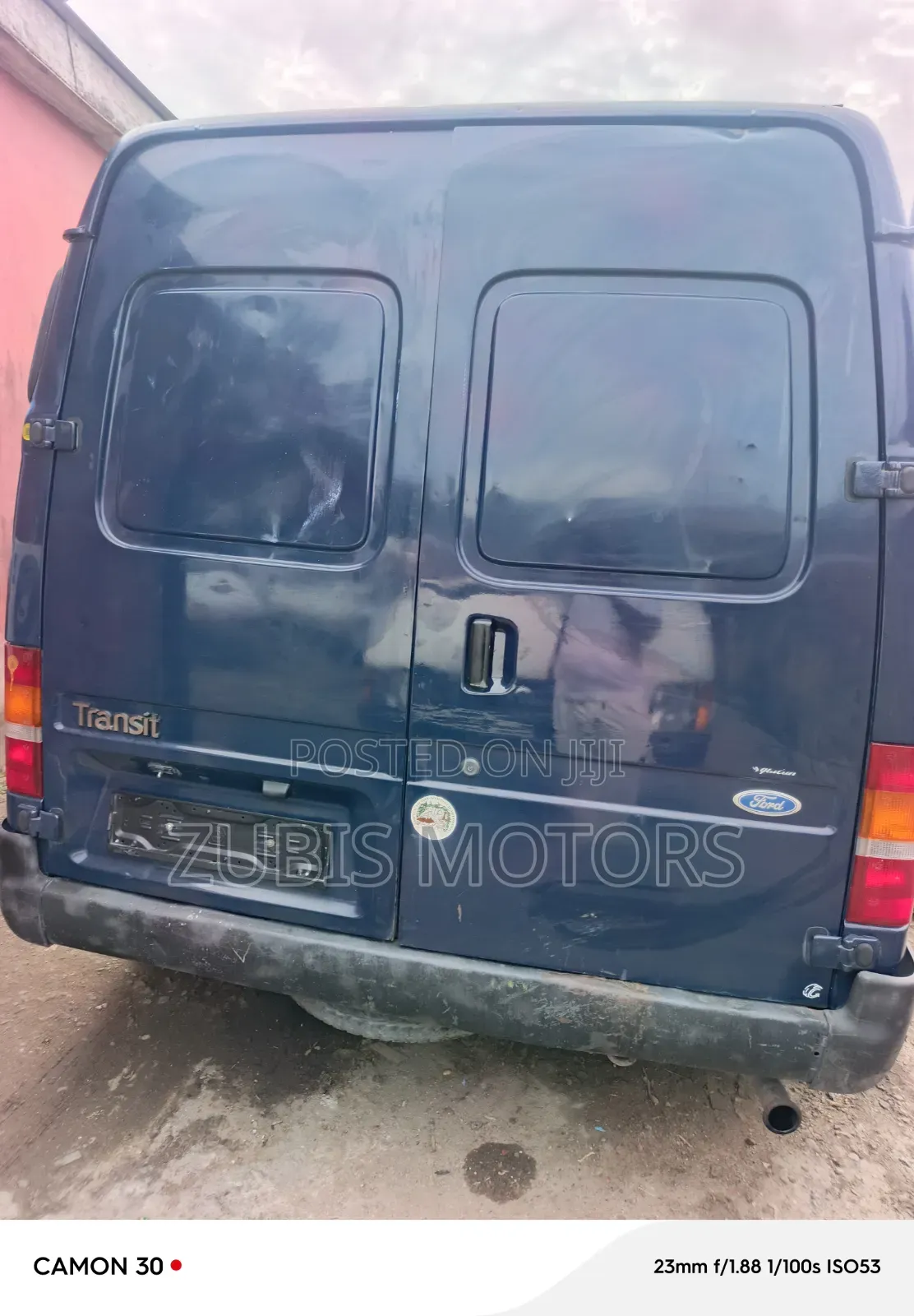 Ford Transit 2000 Blue