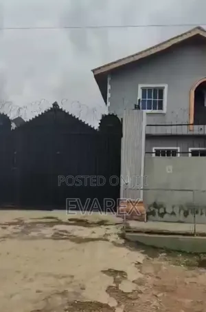 5bdrm Duplex in Iba / Ojo for sale