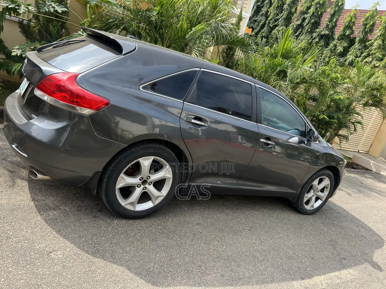Toyota Venza V6 2010 Gray