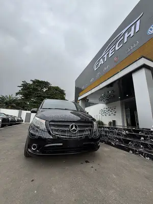 Mercedes-Benz Viano 2018 Black
