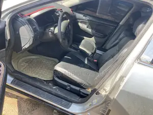 Honda Accord 2004 Silver