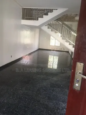 4bdrm Duplex in Crown Estate, Sangotedo for rent