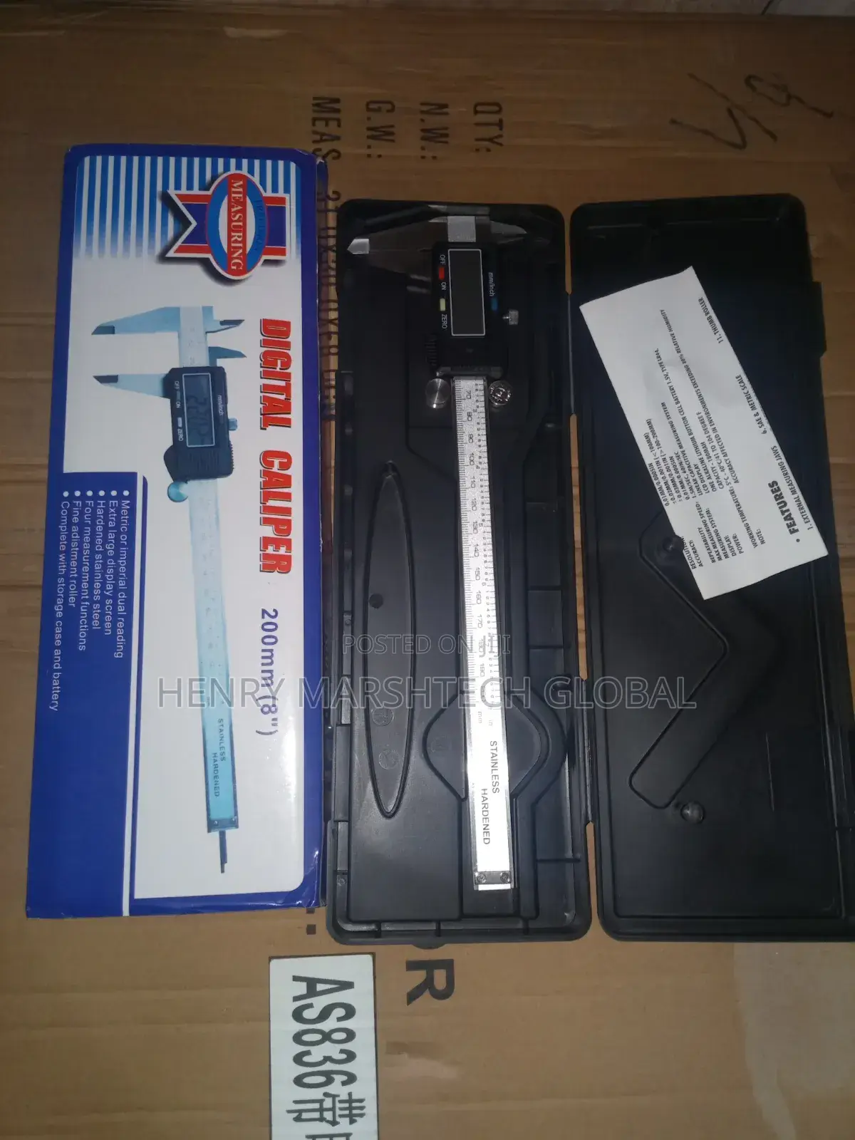 Digital Caliper (8")