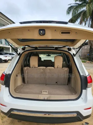 Nissan Pathfinder 2016 White