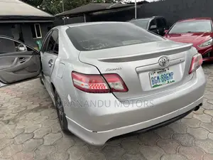 Toyota Camry SE 4dr Sedan (2.4L 4cyl 5A) 2008 Silver
