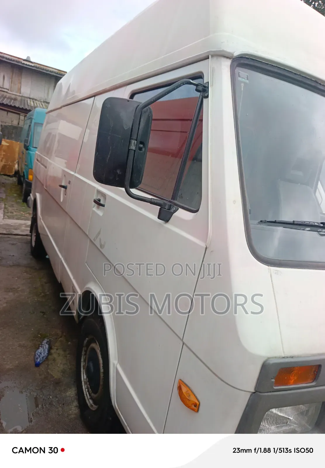 Volkswagen LT 2000 White