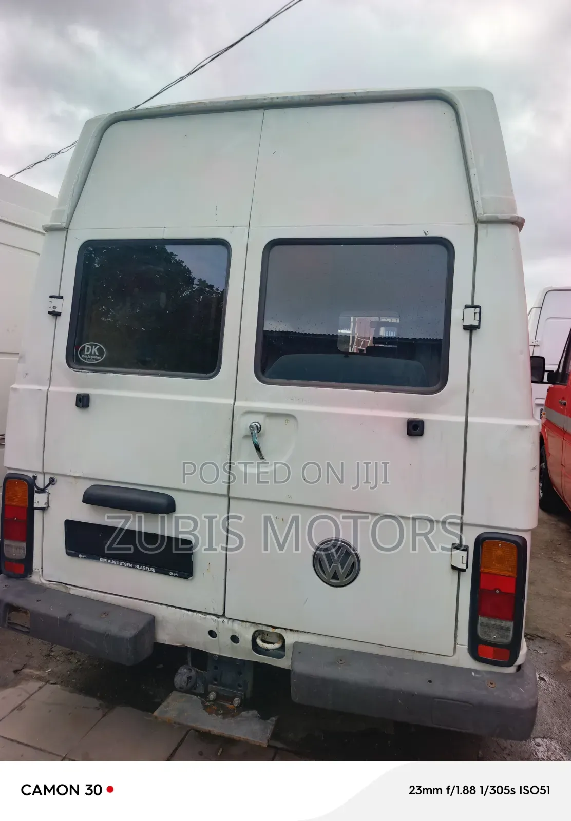 Volkswagen LT 2000 White