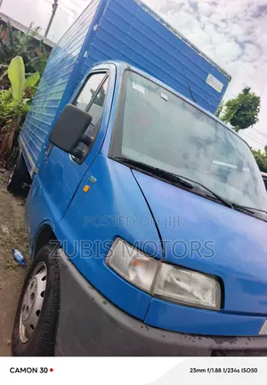 Fiat Ducato 2000 Blue