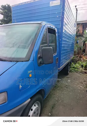 Fiat Ducato 2000 Blue