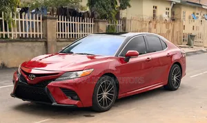 Toyota Camry 2021