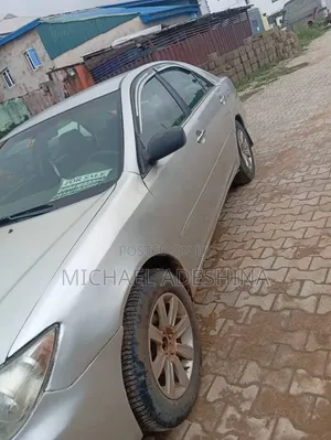 Toyota Camry 2006 Gold
