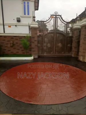 Modern Concrete Floor Landscape