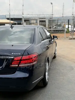 Mercedes-Benz E350 2014 Blue