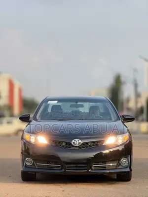 Toyota Camry SE 4dr Sedan (2.5L 4cyl 6A) 2014 Black