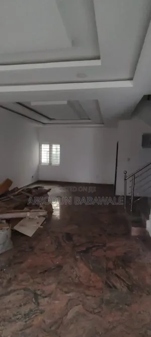 4bdrm Duplex in Wuye District Abuja for rent