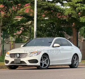 Mercedes-Benz C400 2017 White