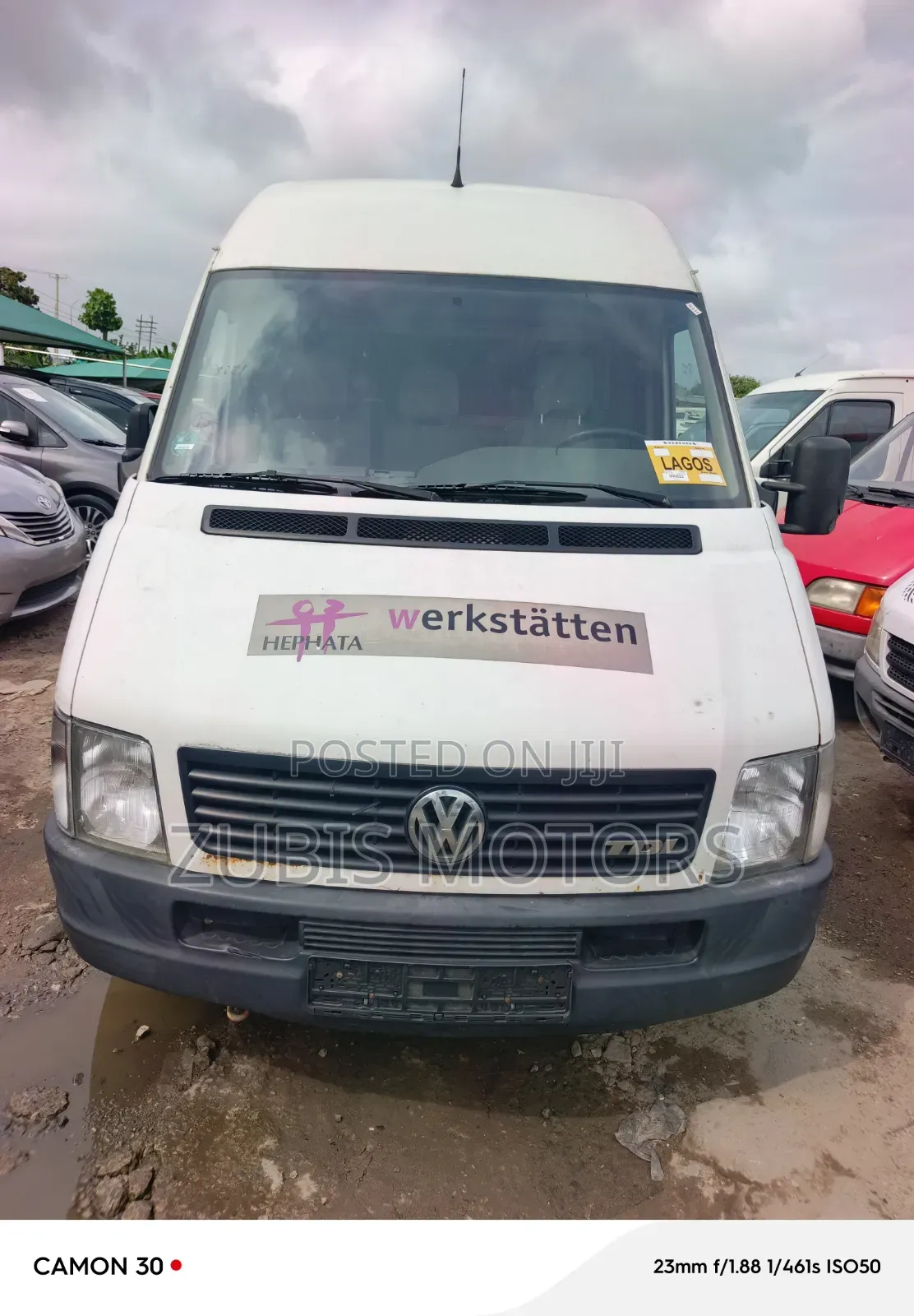 Volkswagen LT 2000 White