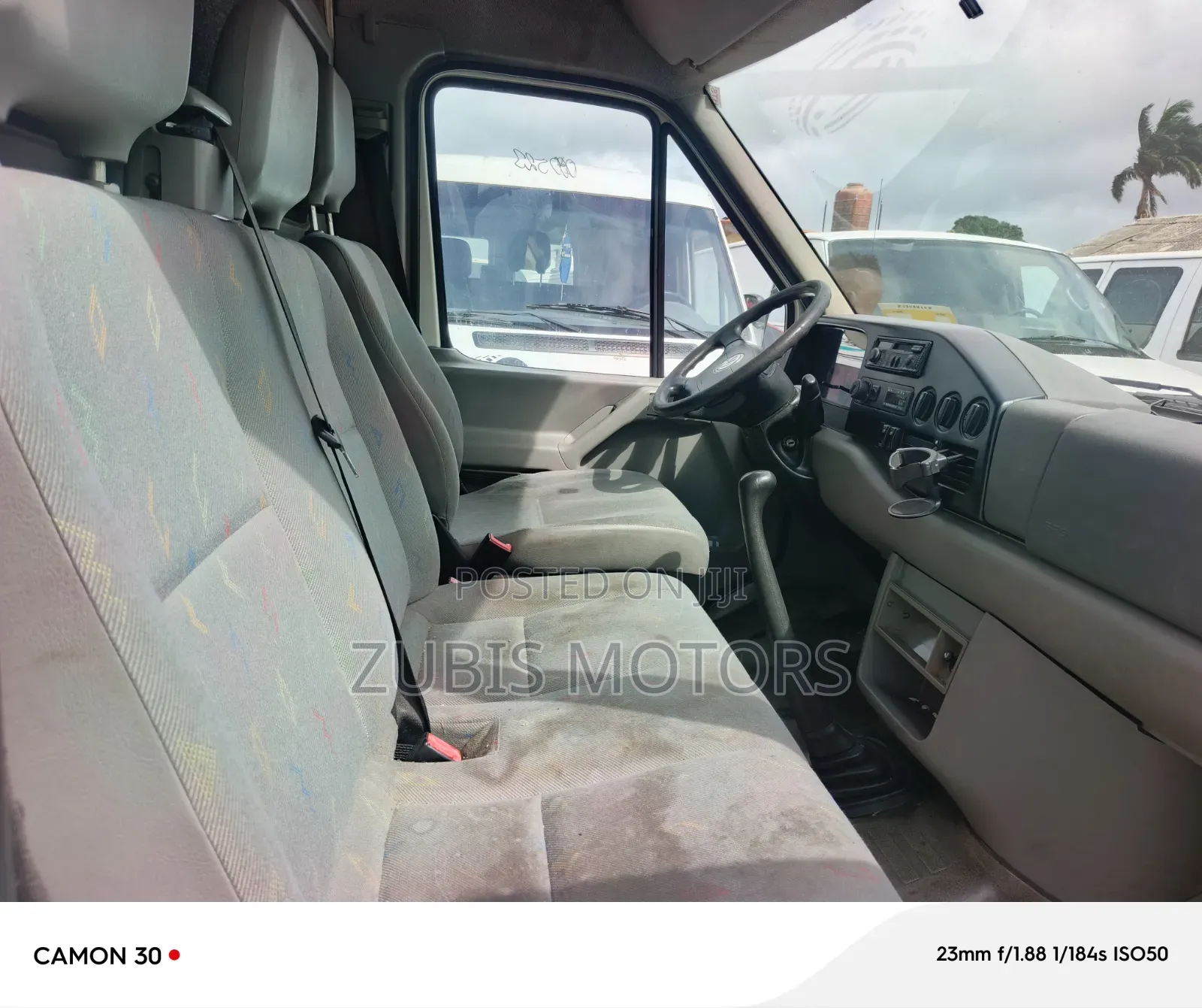 Volkswagen LT 2000 White