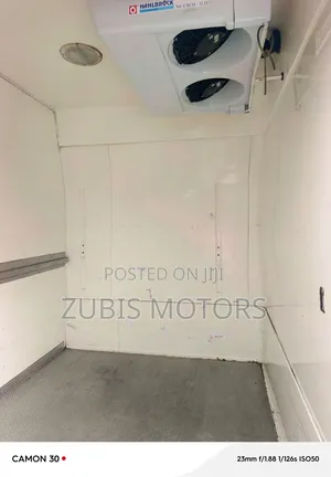 Volkswagen LT 2000 White