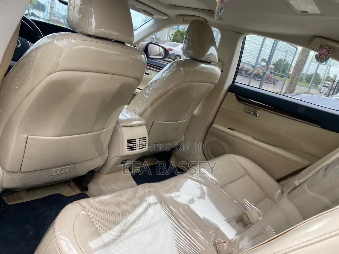 Lexus ES 2014 Gold