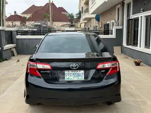 Toyota Camry SE 4dr Sedan (2.5L 4cyl 6A) 2013 Black