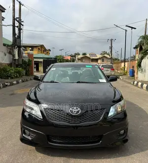 Toyota Camry SE 4dr Sedan (2.5L 4cyl 6A) 2011 Black