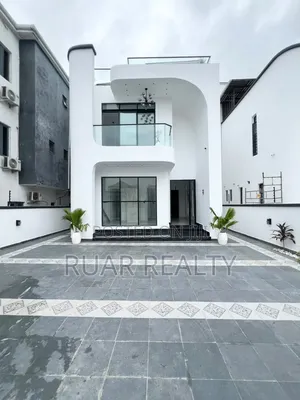 5bdrm Duplex in Lekki Phase 1 for sale