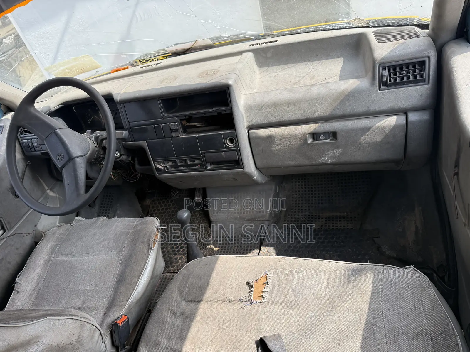 Volkswagen Transporter 2005 Yellow