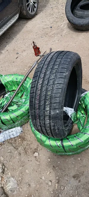 Brand New Greenlander 275/45r21
