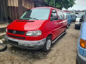 Volkswagen Transporter 2005 Red