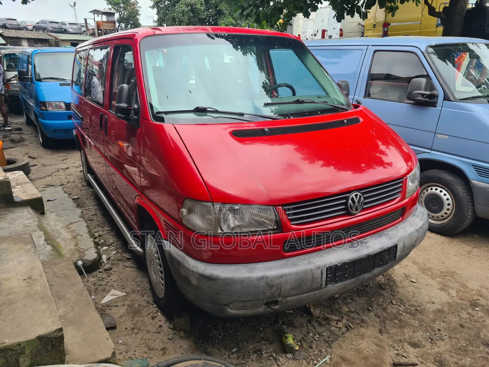 Volkswagen Transporter 2005 Red